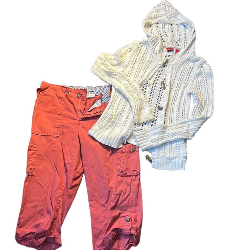 White medium Mossimo Knit Hoodie and salmon medium Lee Cargo Pants box 4
